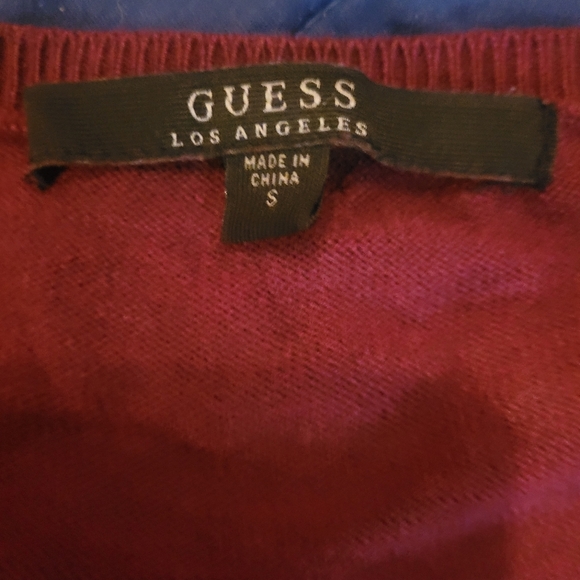 Guess Burgundy Sweater With Attached Black Undershirt S - Picture 8 of 8
